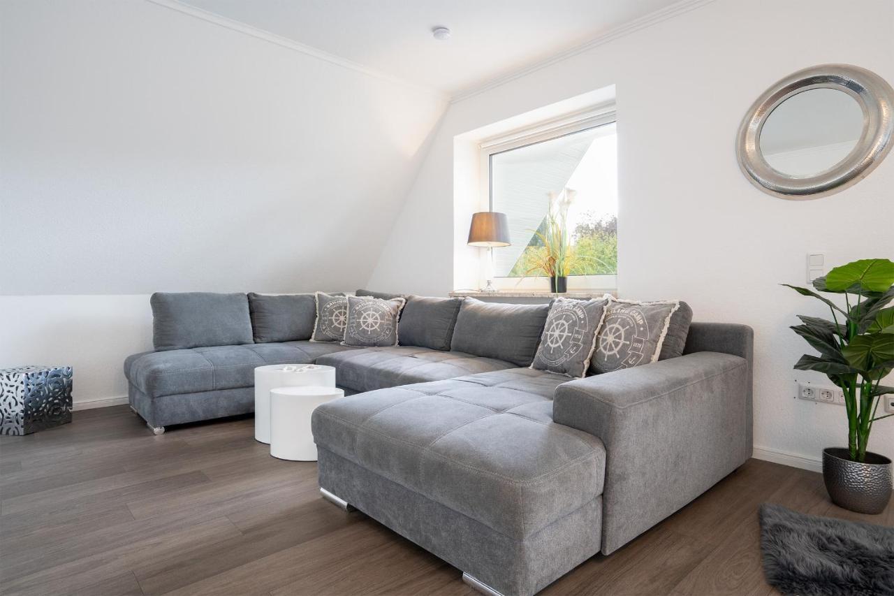 Miba Mare Ferienwohnung "Sol" Scharbeutz Luaran gambar